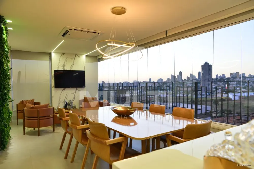 Apartamento, 3 quartos, 198 m² - Foto 1