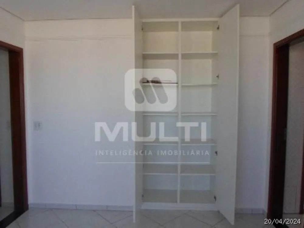 Apartamento, 3 quartos, 130 m² - Foto 4