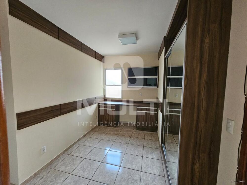 Apartamento à venda com 3 quartos, 120m² - Foto 13