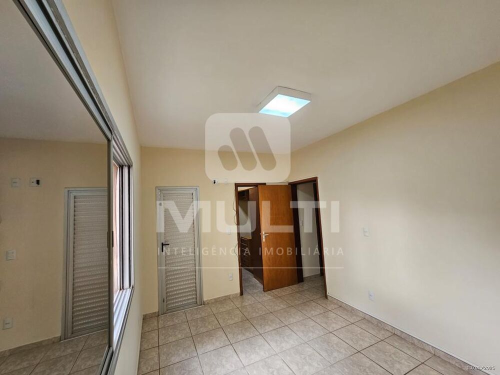 Apartamento à venda com 3 quartos, 120m² - Foto 15