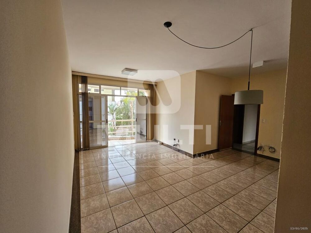 Apartamento à venda com 3 quartos, 120m² - Foto 2