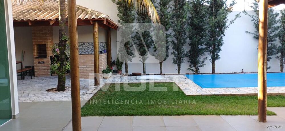 Casa à venda com 3 quartos, 280m² - Foto 2