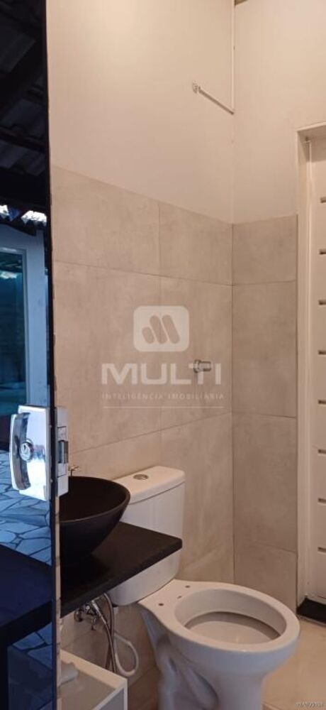 Casa à venda com 3 quartos, 280m² - Foto 12