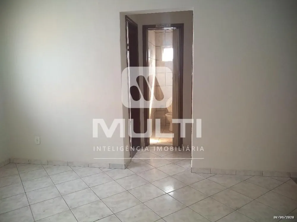 Casa, 5 quartos, 260 m² - Foto 5