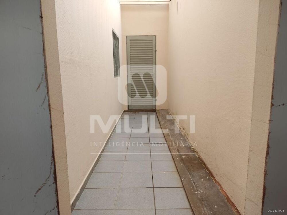 Casa à venda com 3 quartos, 191m² - Foto 5