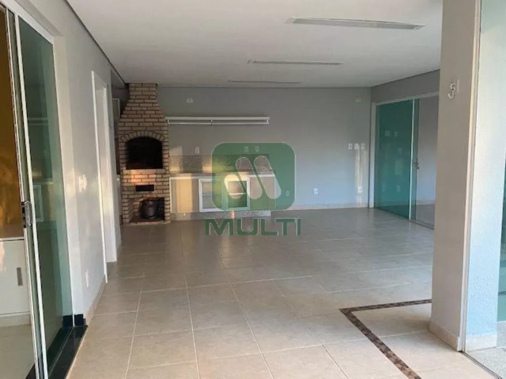 Casa à venda com 4 quartos, 416m² - Foto 15