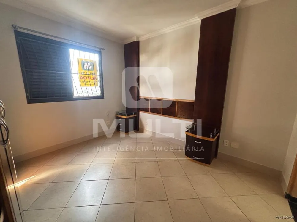 Apartamento, 3 quartos, 80 m² - Foto 2