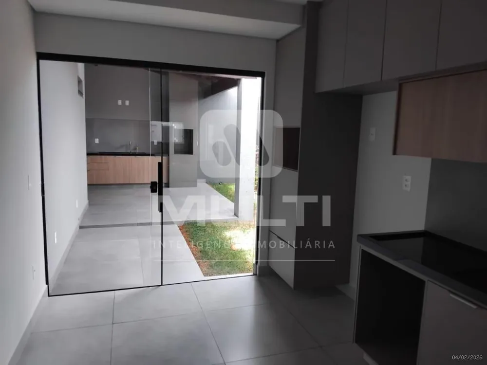 Casa, 3 quartos, 198 m² - Foto 3