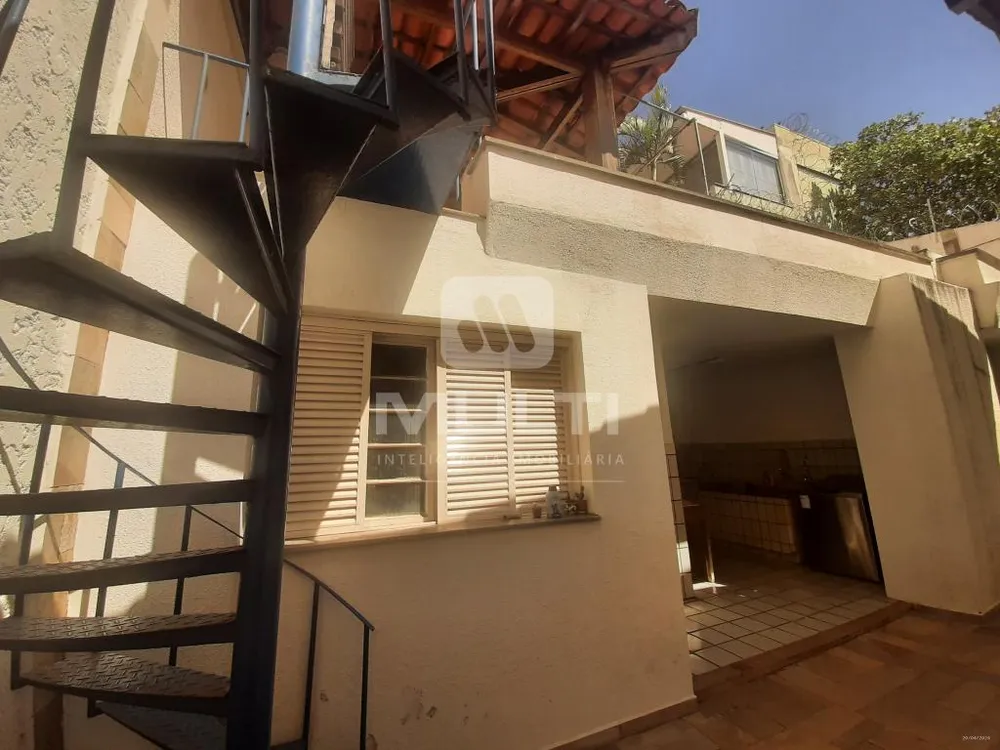 Casa, 4 quartos, 324 m² - Foto 14