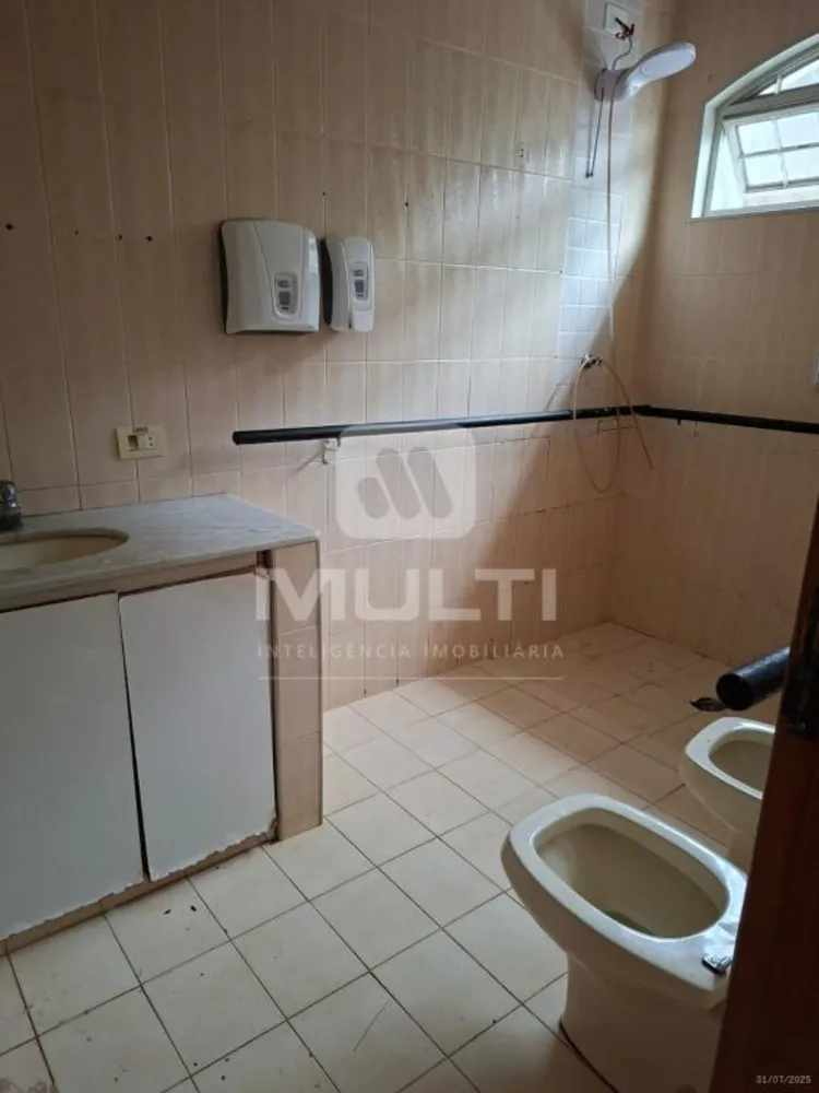 Casa, 8 quartos, 311 m² - Foto 4