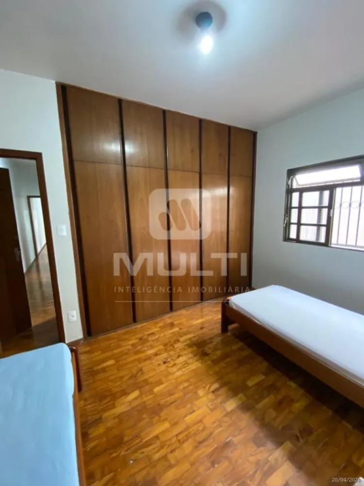 Casa, 3 quartos, 195 m² - Foto 3
