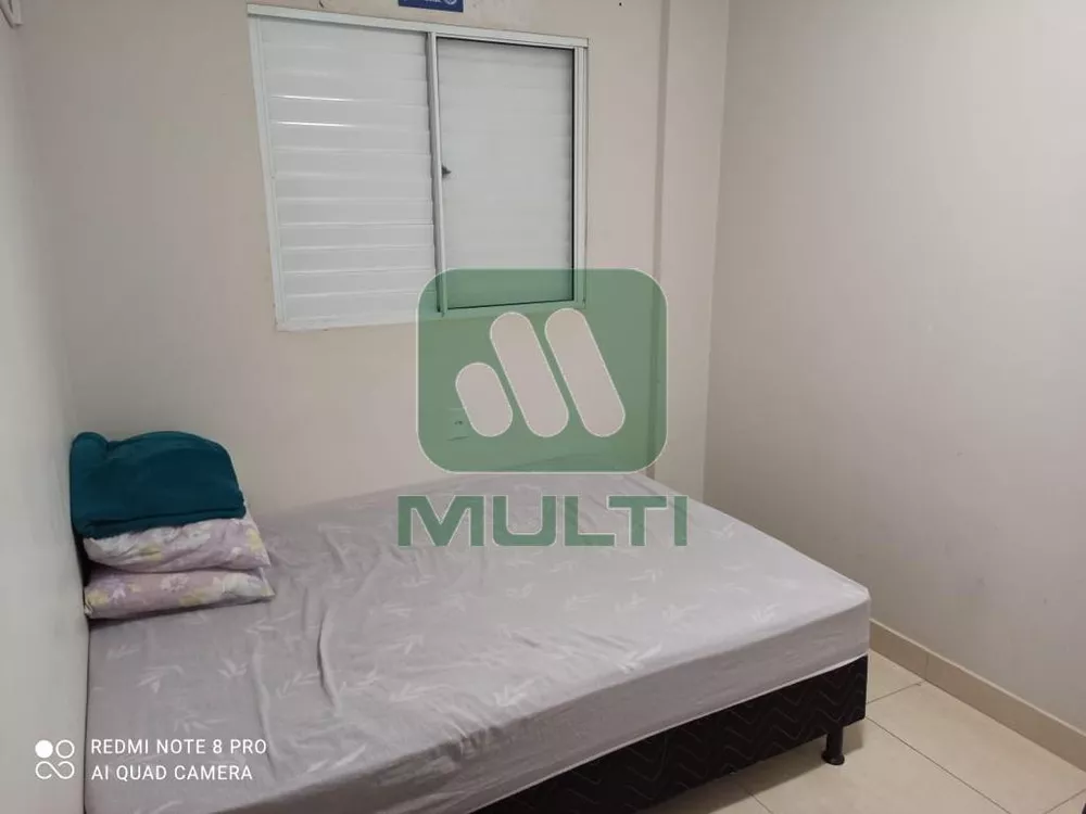 Apartamento à venda com 3 quartos, 65m² - Foto 2