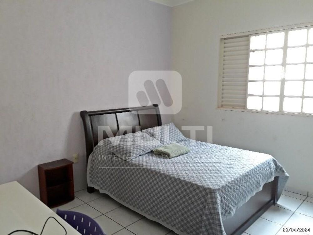 Casa, 3 quartos, 247 m² - Foto 18