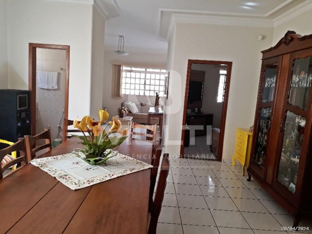 Casa, 3 quartos, 247 m² - Foto 27
