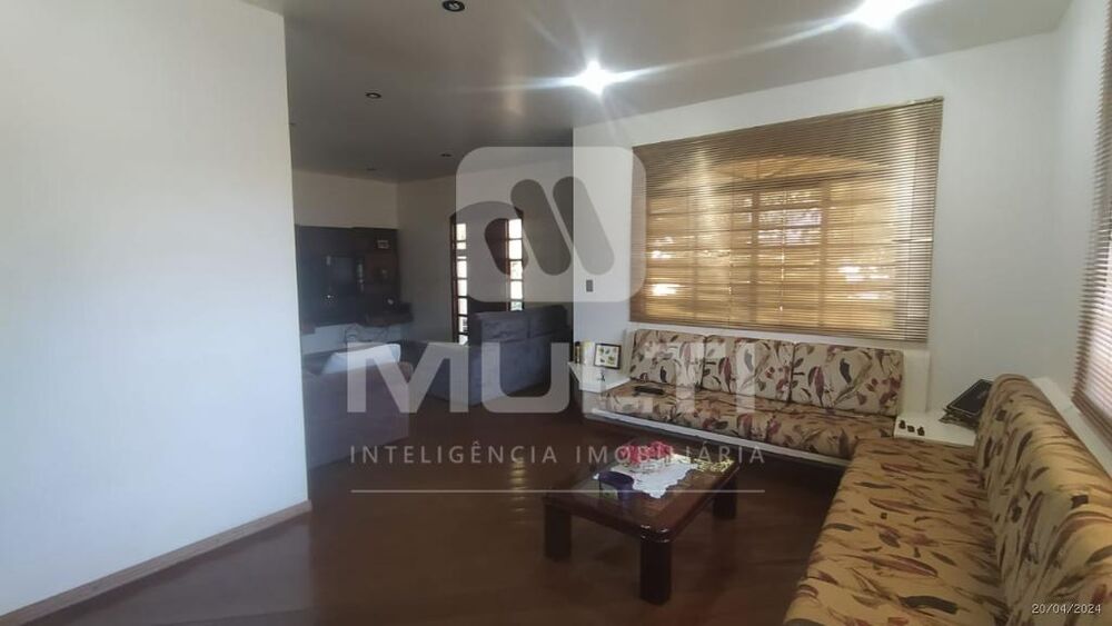 Casa, 3 quartos, 370 m² - Foto 10