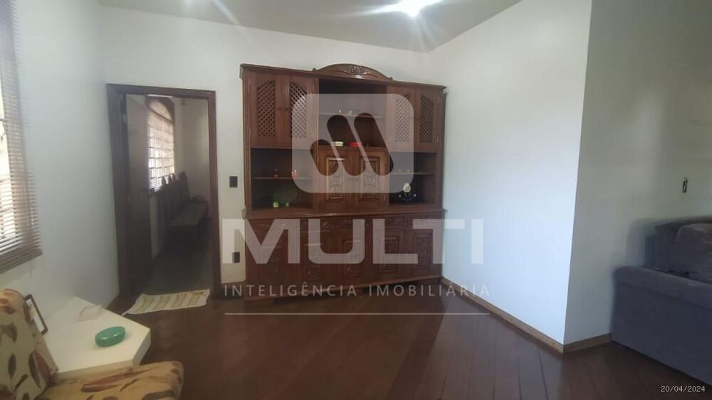 Casa, 3 quartos, 370 m² - Foto 9