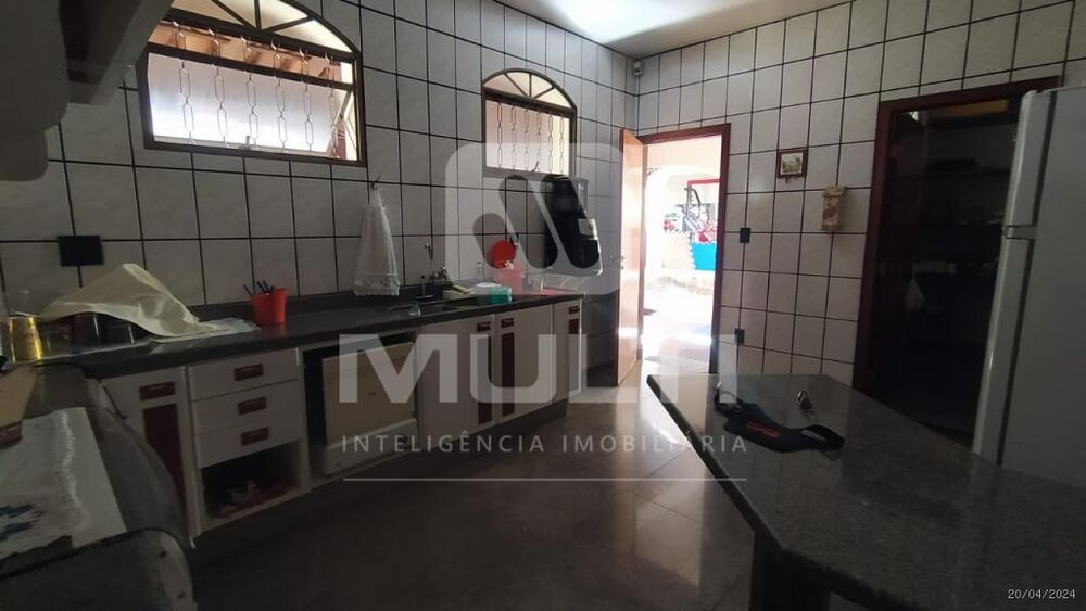 Casa, 3 quartos, 370 m² - Foto 12