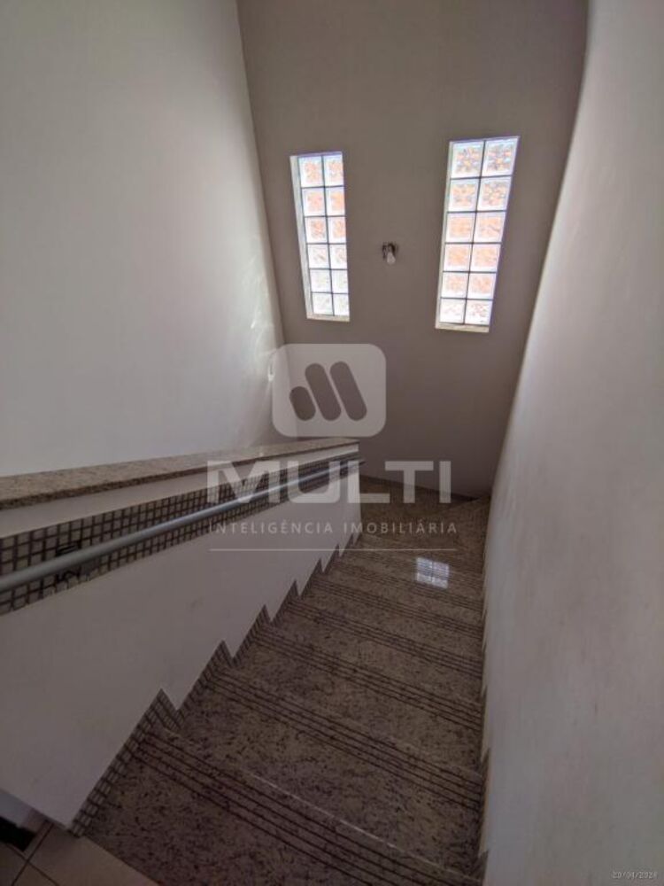 Casa, 5 quartos, 200 m² - Foto 18