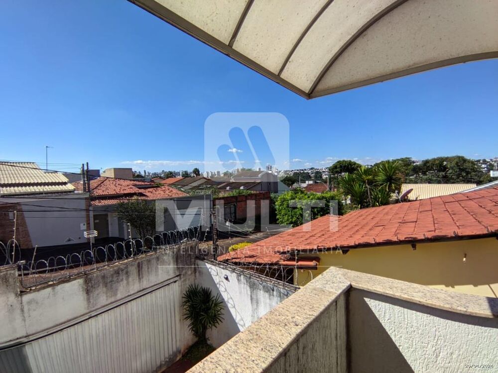 Casa, 5 quartos, 200 m² - Foto 19