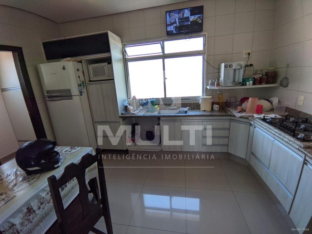 Casa, 5 quartos, 200 m² - Foto 17