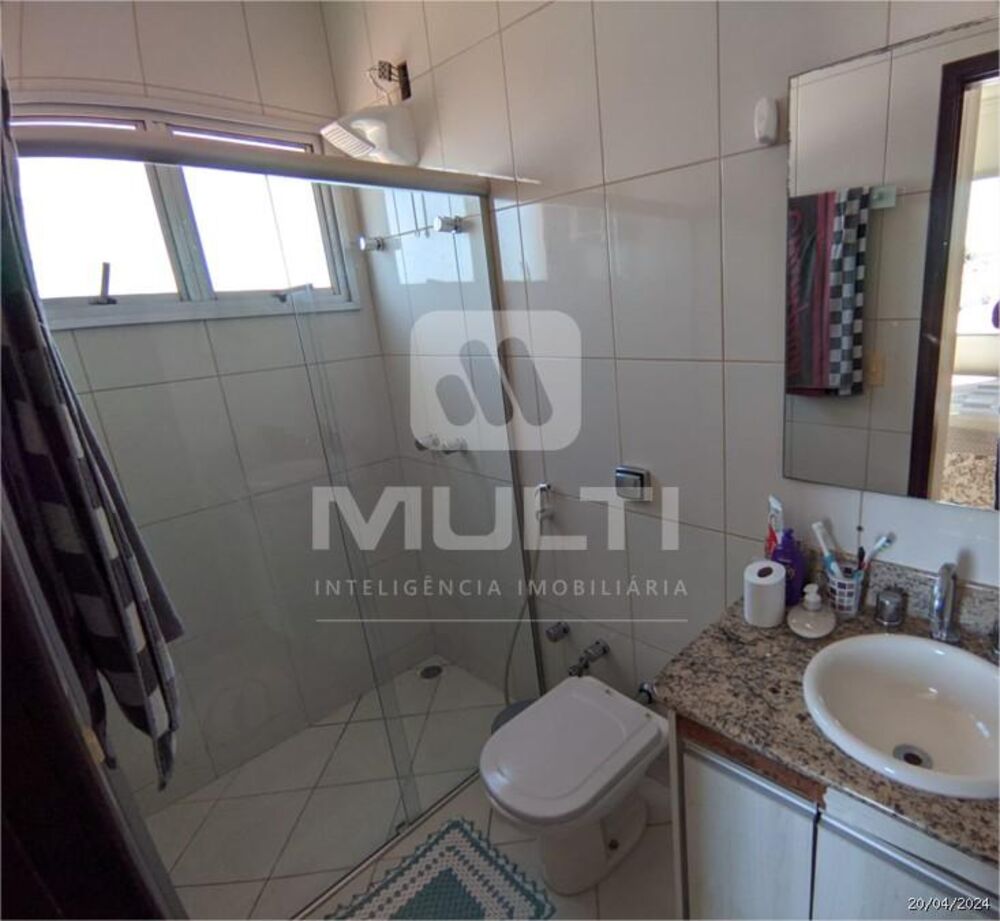 Casa, 5 quartos, 200 m² - Foto 15