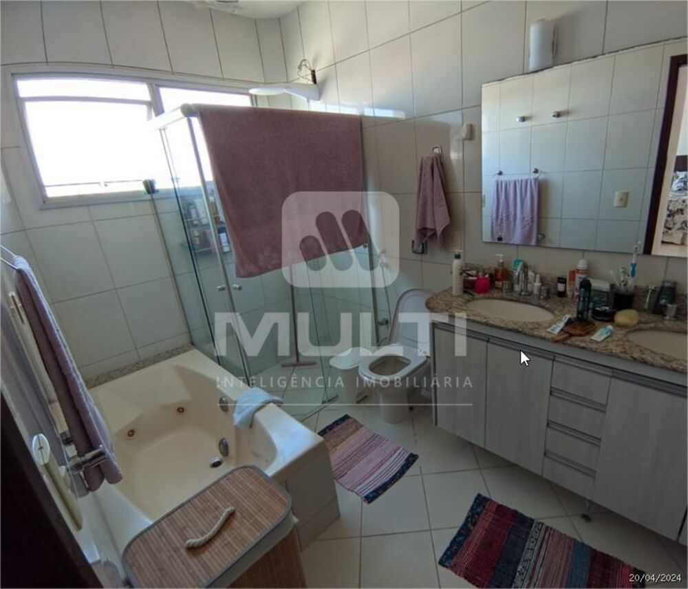 Casa, 5 quartos, 200 m² - Foto 4