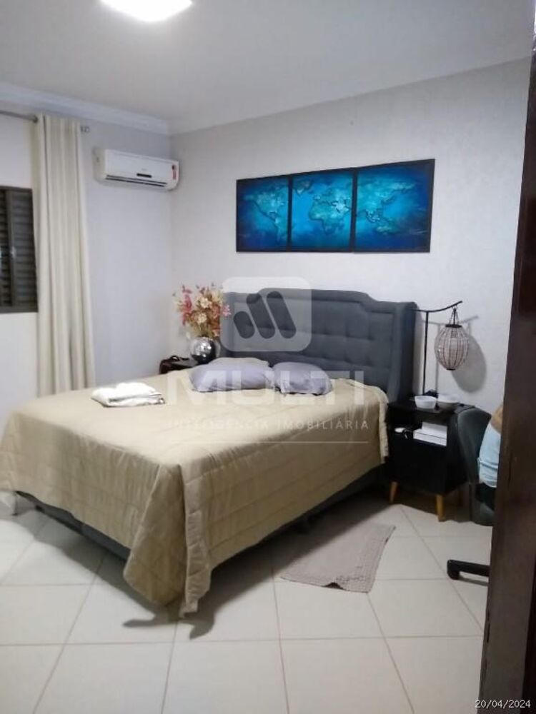 Casa, 5 quartos, 277 m² - Foto 4