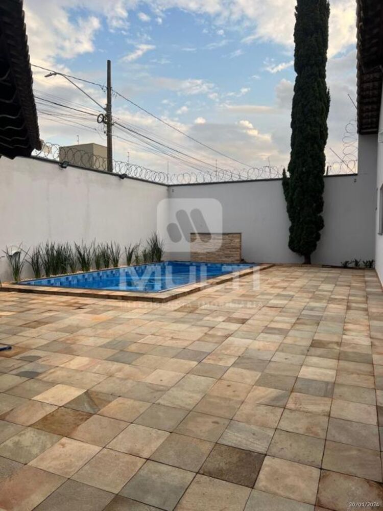 Casa, 4 quartos, 200 m² - Foto 17