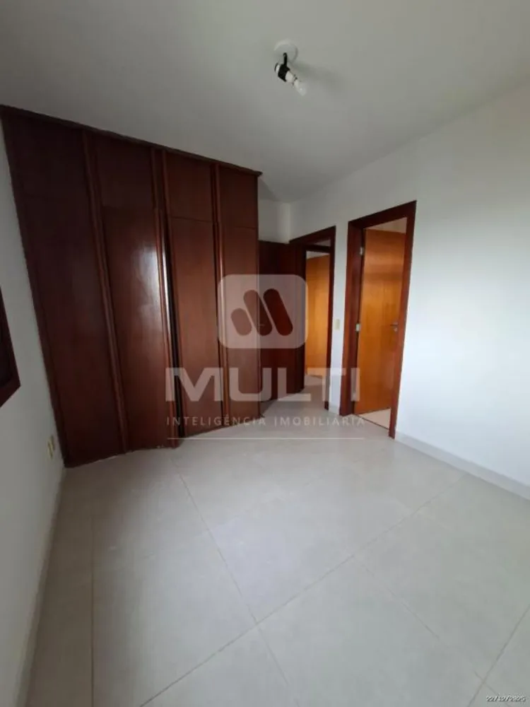 Casa, 4 quartos, 220 m² - Foto 3