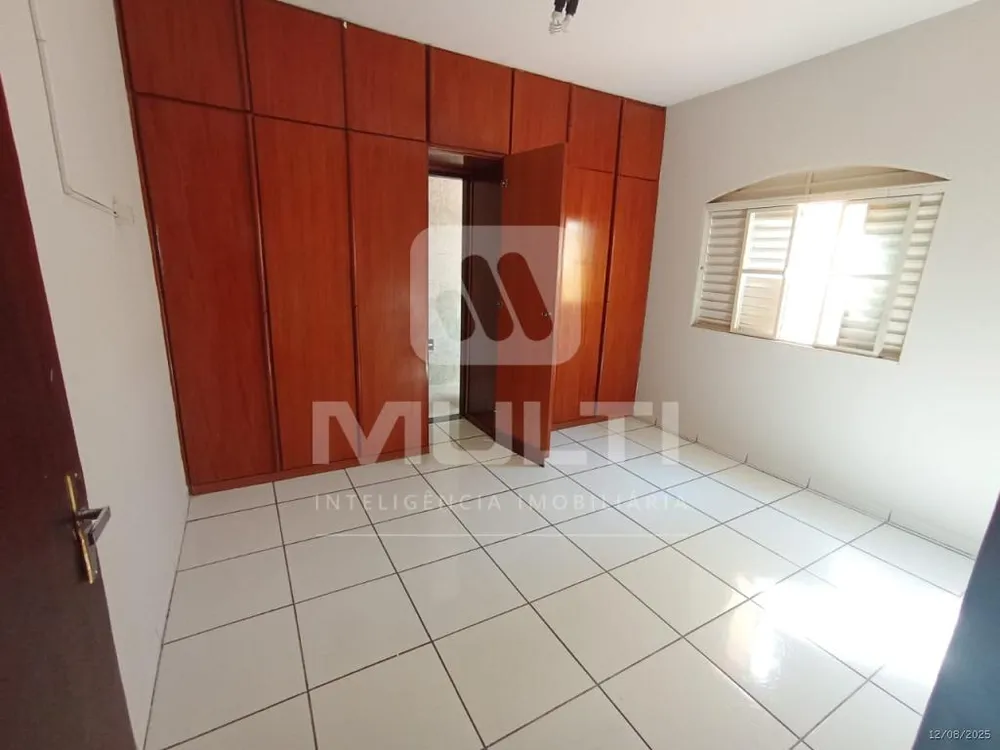 Casa, 4 quartos, 200 m² - Foto 6