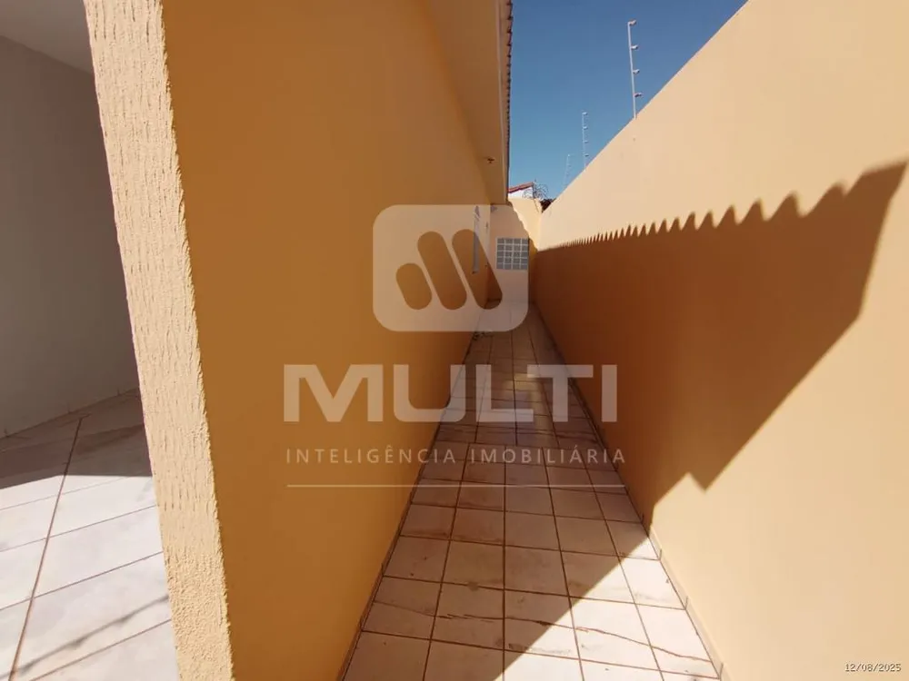 Casa, 4 quartos, 200 m² - Foto 1