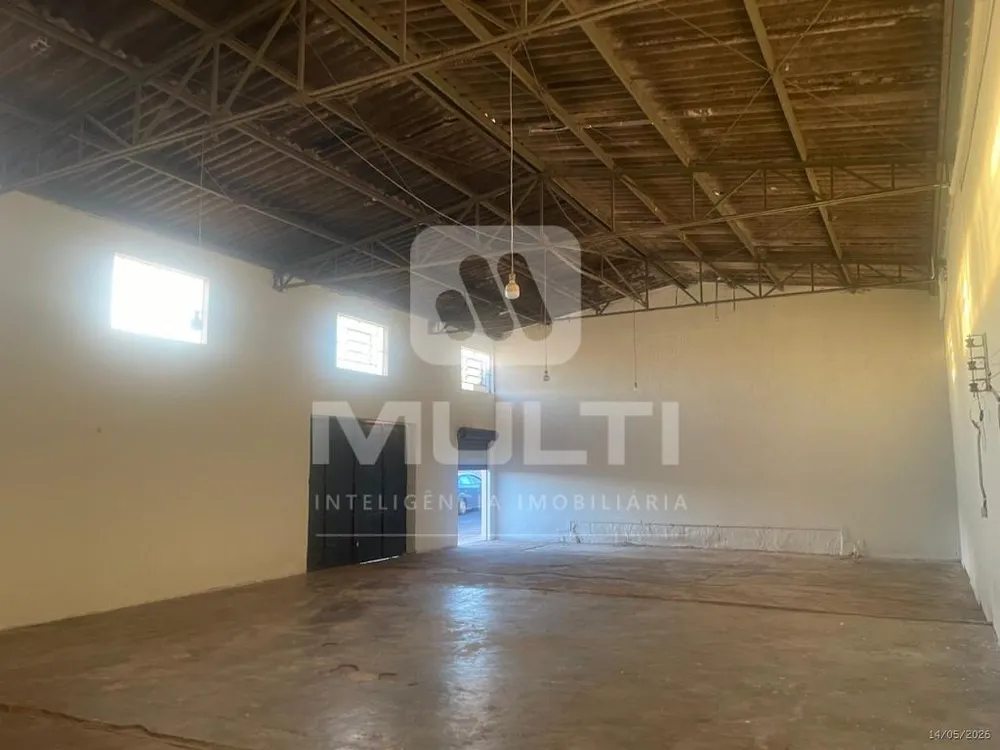 Casa, 1 quarto, 171 m² - Foto 1