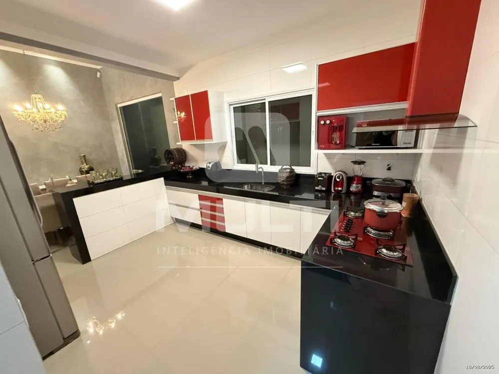 Casa, 3 quartos, 195 m² - Foto 4