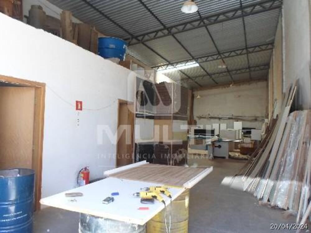 Casa, 1 quarto, 280 m² - Foto 2