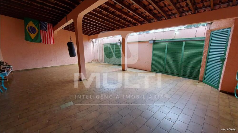 Casa, 8 quartos, 349 m² - Foto 3