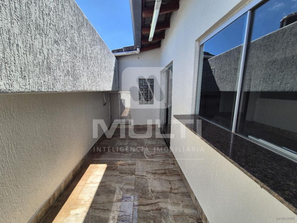 Casa à venda com 3 quartos, 300m² - Foto 20