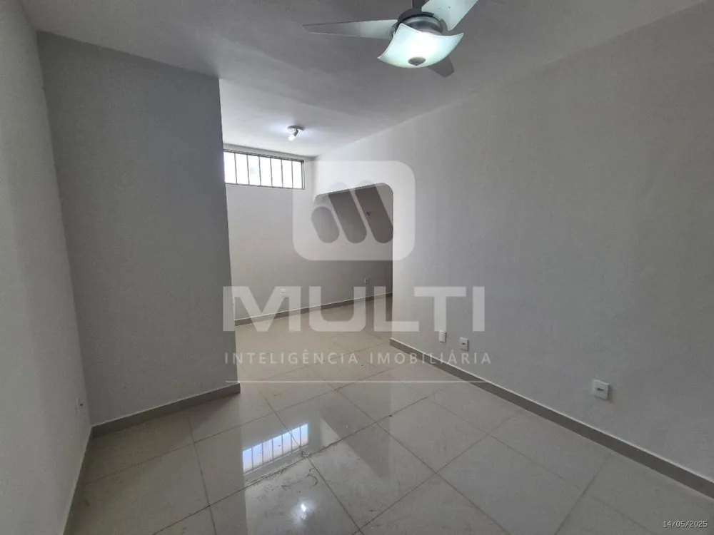 Casa, 3 quartos, 300 m² - Foto 2