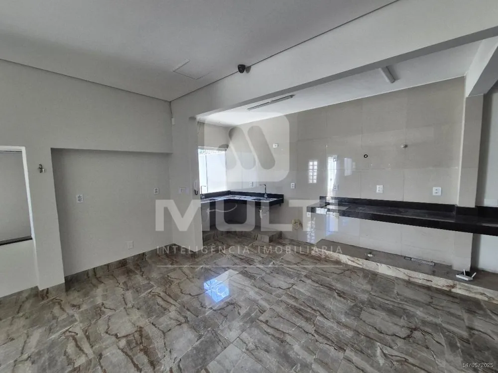 Casa, 3 quartos, 300 m² - Foto 8