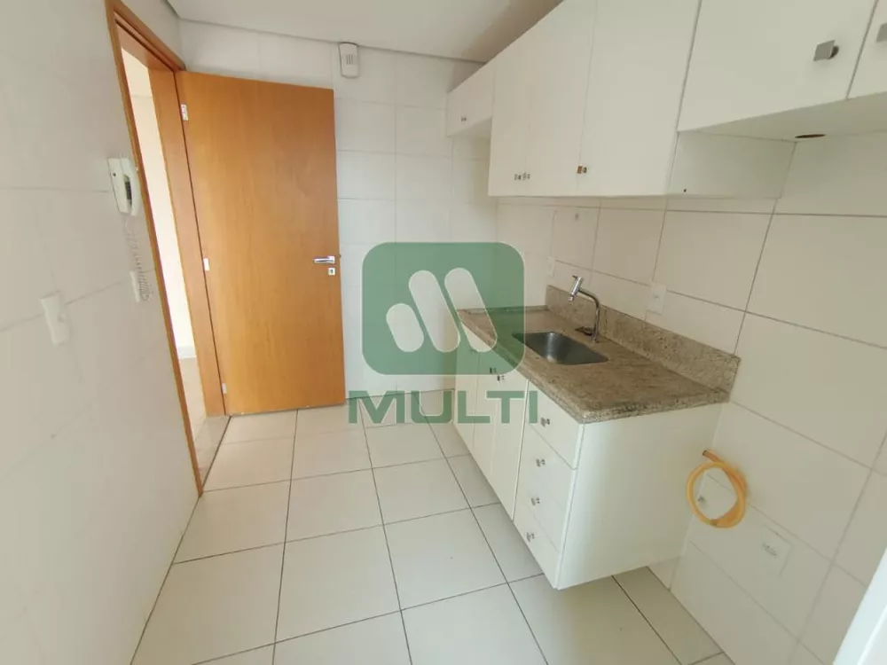 Apartamento à venda com 3 quartos, 87m² - Foto 8