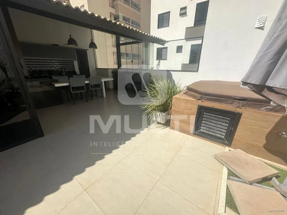 Cobertura, 3 quartos, 162 m² - Foto 2