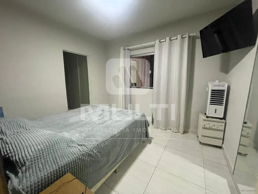 Casa, 6 quartos, 221 m² - Foto 5