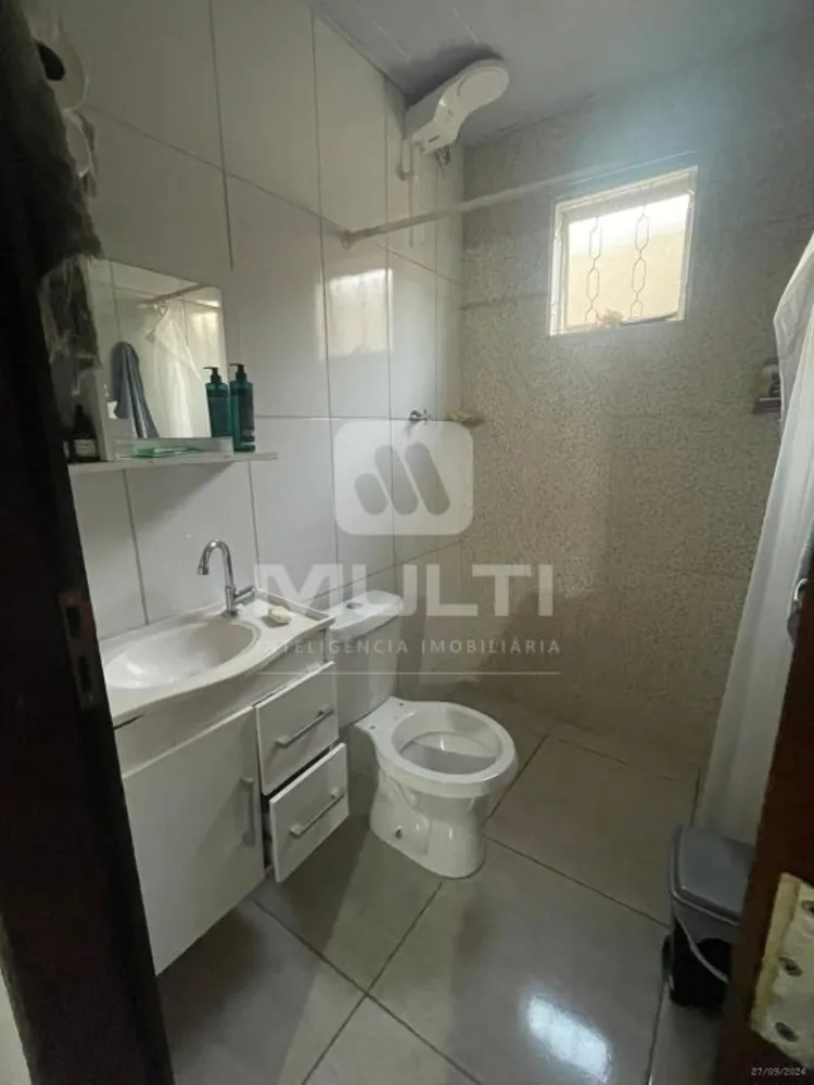 Casa, 6 quartos, 221 m² - Foto 9