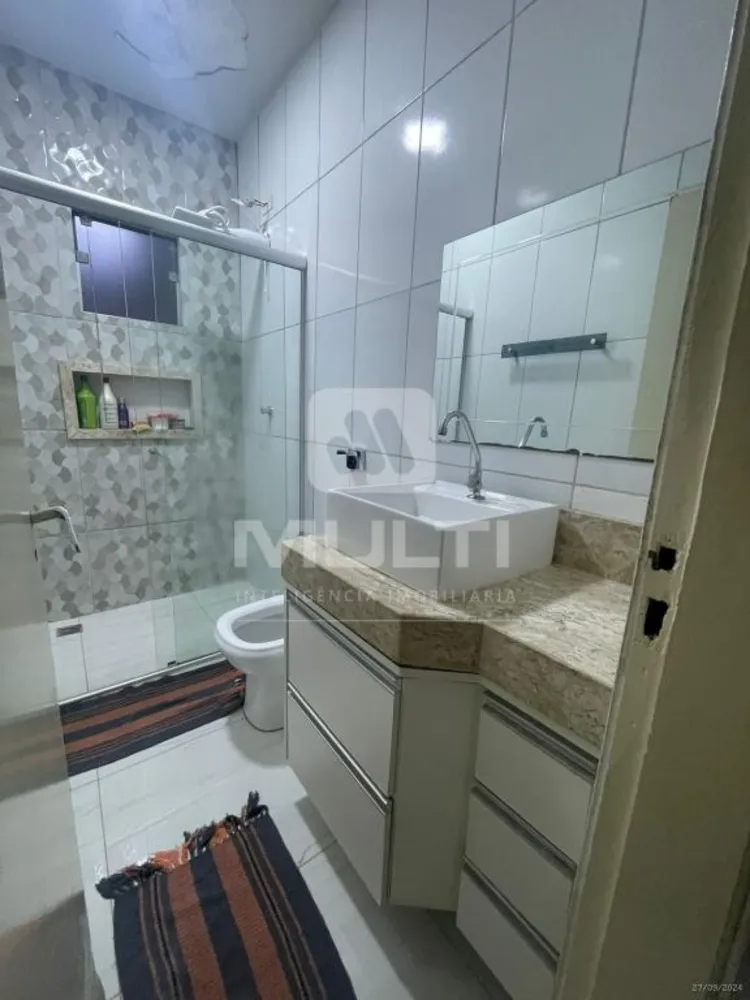 Casa, 6 quartos, 221 m² - Foto 4