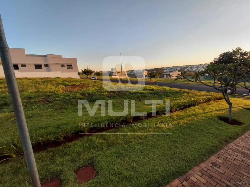 Casa, 3 quartos, 250 m² - Foto 1