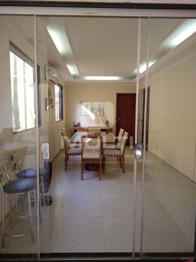 Casa, 3 quartos, 173 m² - Foto 4