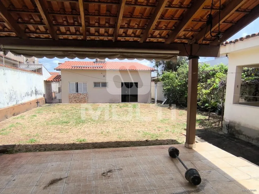 Casa, 3 quartos, 250 m² - Foto 8