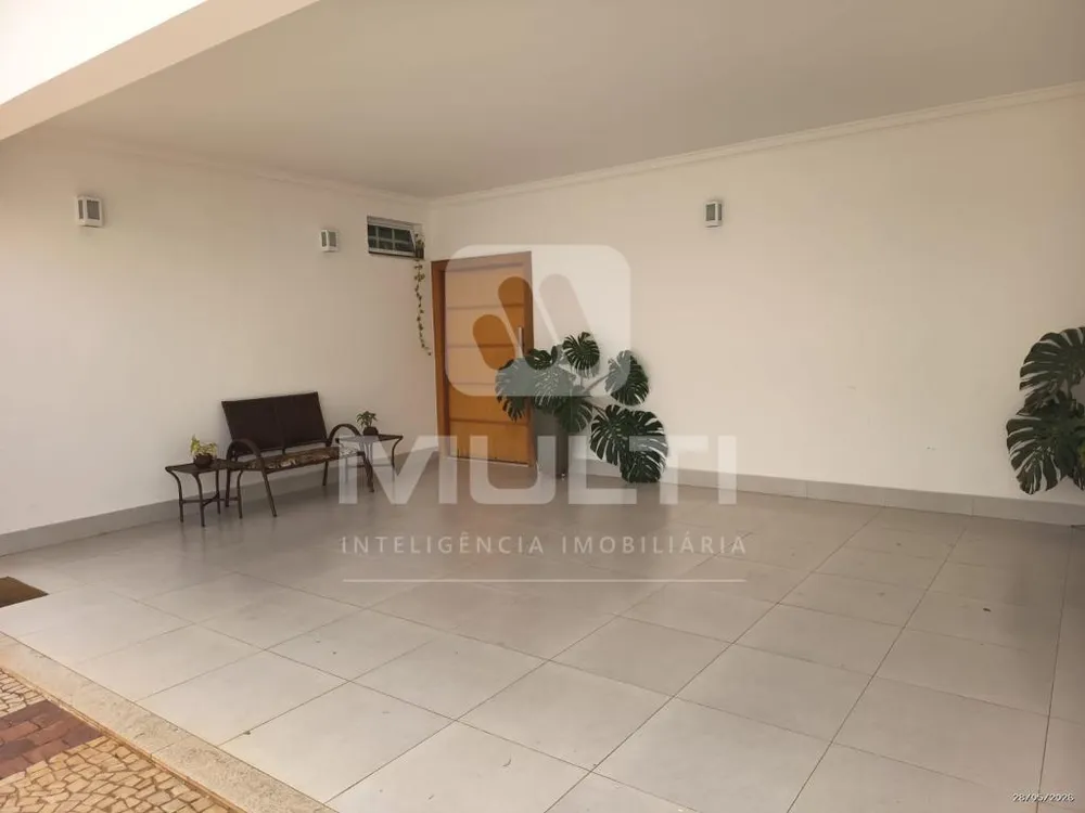 Casa, 3 quartos, 240 m² - Foto 10