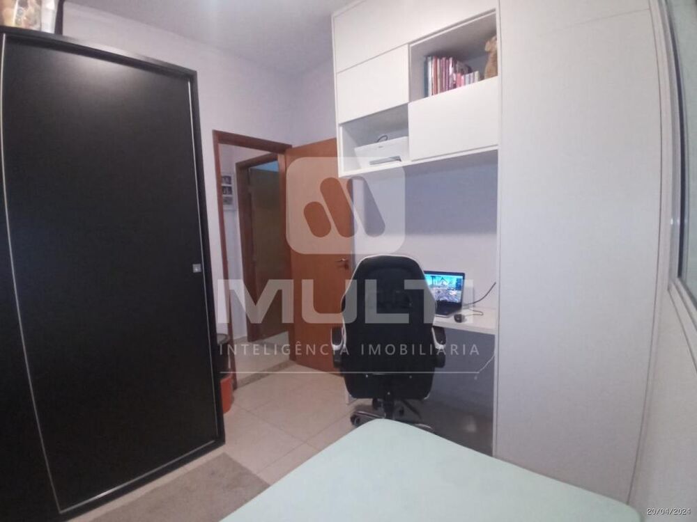 Casa, 4 quartos, 180 m² - Foto 2