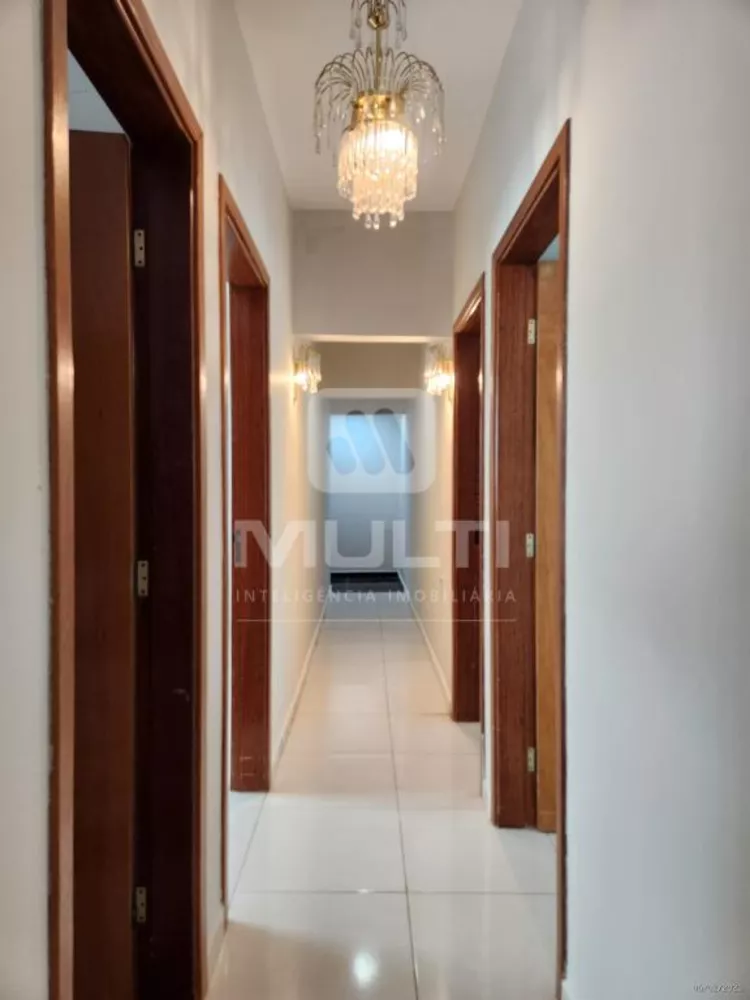 Casa, 4 quartos, 200 m² - Foto 17