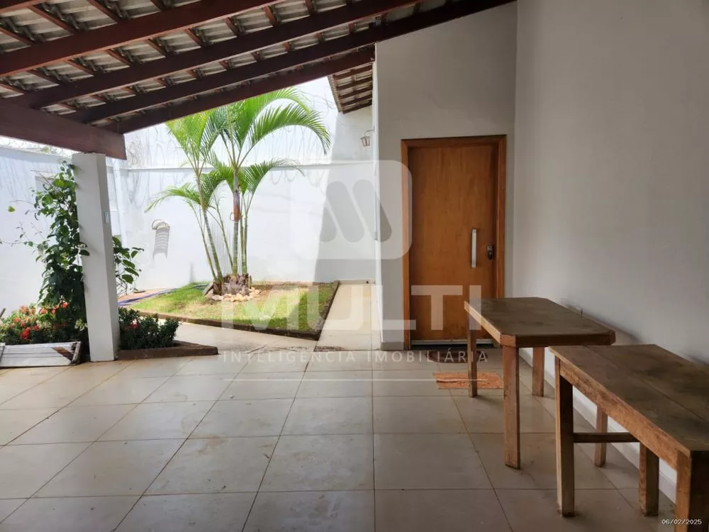 Casa, 4 quartos, 200 m² - Foto 11